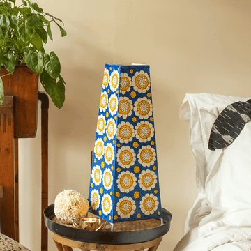 Chamomile Leather Lamp