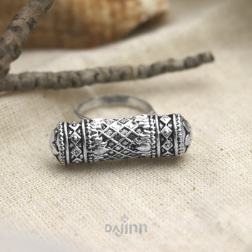 Viditi Silver Oxidized Ring