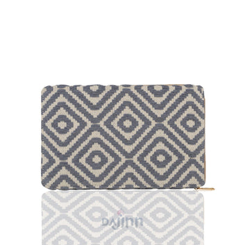 Dajinn Powder Blue in Diamond Zipper Laptop iPad/Tablet Sleeve