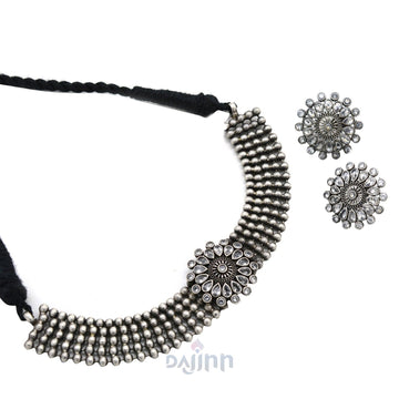 Dajinn Nimisha White Metallic Silver Oxidized Jewelry Gift Set