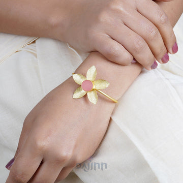 Dajinn Seyli Light Pink Flower Bracelet