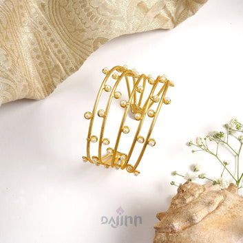 Dajinn Tista Layered pearl Bracelet