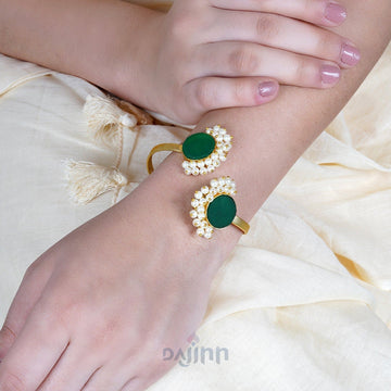Dajinn Piyali Green Studded Pearl Bracelet