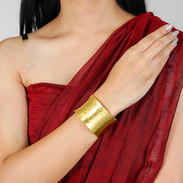 Dajinn Sunanta Gold Cuff Bracelet