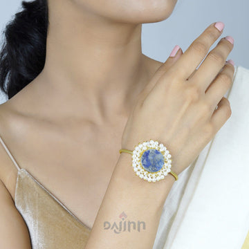 Dajinn Aasita Blue Studded Pearl Bracelet