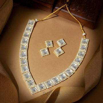 Dajinn Moksha Light Gold Uncut Stone Necklace Set