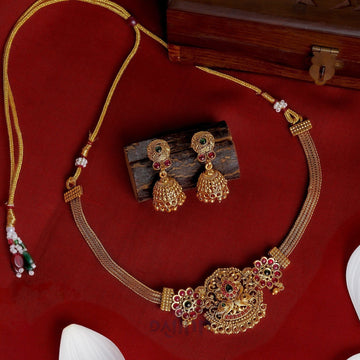 Dajinn Arundhati Gold Red And Green Necklace Set