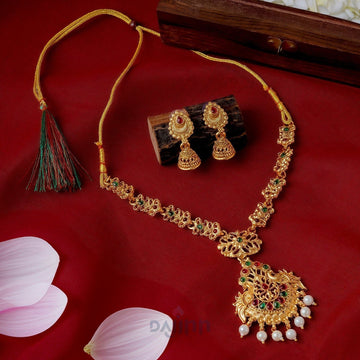 Dajinn Dhyana Gold Red And Green Necklace Set