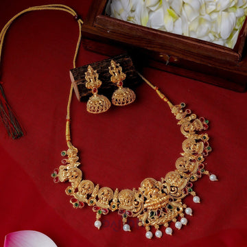 Dajinn Gita Gold Red And Green Necklace Set