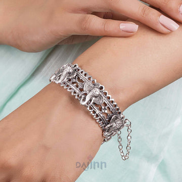 Dajinn Getanjaali Silver Oxidised Bracelet
