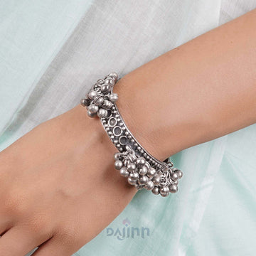 Dajinn Gyanvi Silver Oxidised Bracelet