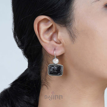 Dajinn Diti Black Stone & Pearl Earring