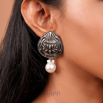 Dajinn Rithanya Silver Oxidised Earrings