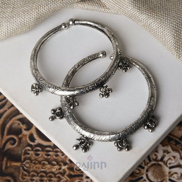 Dajinn Bhanvi Silver Oxidised Anklet