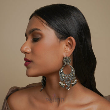 Dajinn Aakruthi Gold and Silver Oxidised Earring