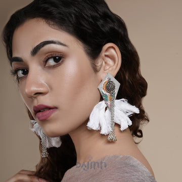 Dajinn Vallari Grey Tassel Earring