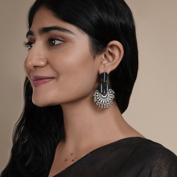 Dajinn Pranita Black Fabric Earring