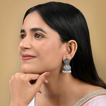Dajinn Kritikaa Silver Oxidized Earring