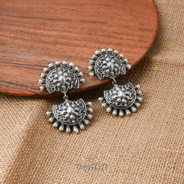 Dajinn Reema Silver Oxidised Pearl Earrings