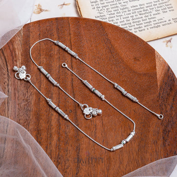 Dajinn Ismal Silver Anklets