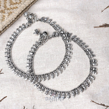 Dajinn Manthara Silver Oxidised Ghungroo Anklets