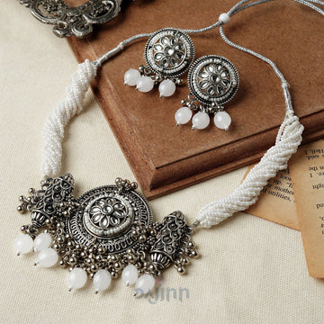 Dajinn Soyarabai Silver Oxidised White Necklace Set