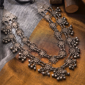 Dajinn Rua Antique Silver Polish Long Necklace