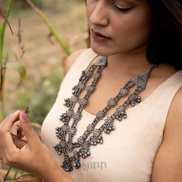 Dajinn Rua Antique Silver Polish Long Necklace