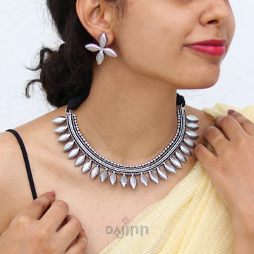 Dajinn Mazba Leaf Silver Oxidised Choker Necklace Set
