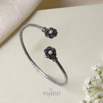 Dajinn Sarita Silver Oxidised Floral Bracelet