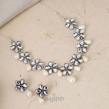 Dajinn Unnati Silver Oxidised Polki Necklace Set
