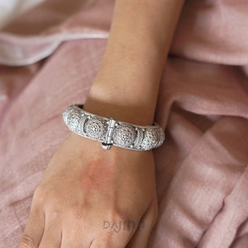 Dajinn Arika Silver Oxidised Bangle