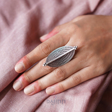 Dajinn Dhanya Silver Oxidised Ring