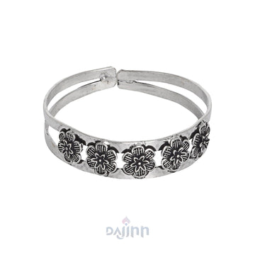 Dajinn Omisha Stacked bracelet set