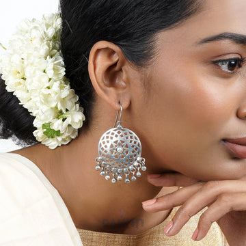 Dajinn Siranshi Pearl Silver Oxidised Ghungroo Earrings