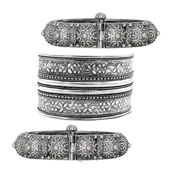 Dajinn Aayakshima Stacked Bracelet Set