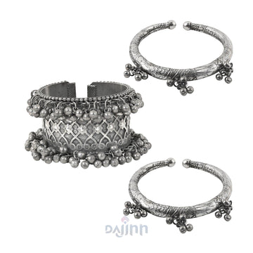 Dajinn Veerthi  Stacked Bracelet Set