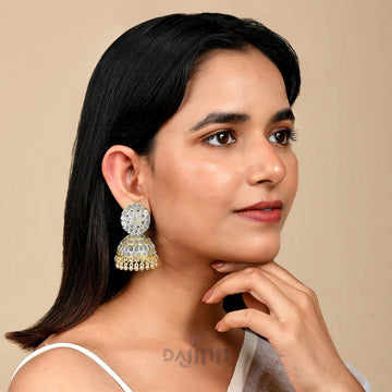 Dajinn Krutikaa Gold  Earring