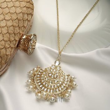 Dajinn Yutika Pearl and Polki Neckalce