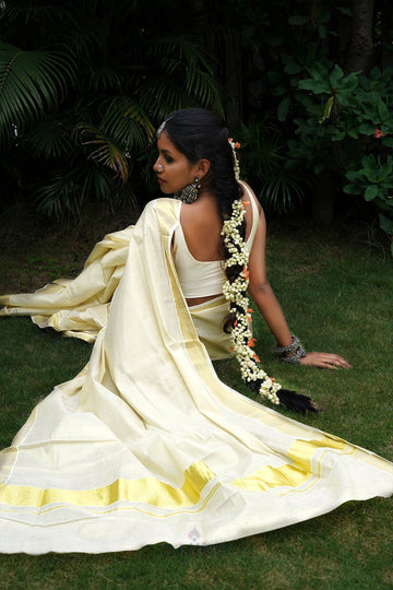 AYSR Boutique Ariata Golden Kerala Tissue Kasavu saree
