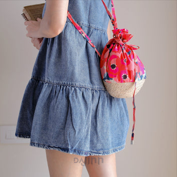 Dajinn Pink Sands Basket Weave Drawstring Backpack/ Sling