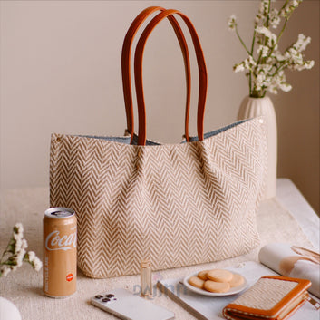 Dajinn The Essential Tote and Pochette Mini (Nude) Set